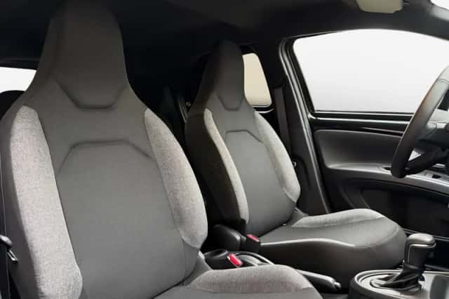 Toyota Aygo X (2025) thumbnail 10