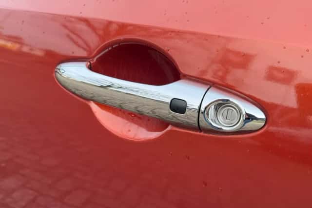Kia Picanto (2019) thumbnail 17