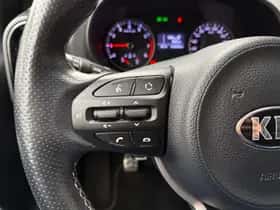 Kia Picanto (2019) thumbnail 24