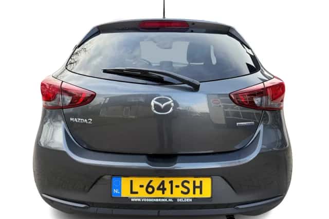 Mazda 2 (2021) thumbnail 5