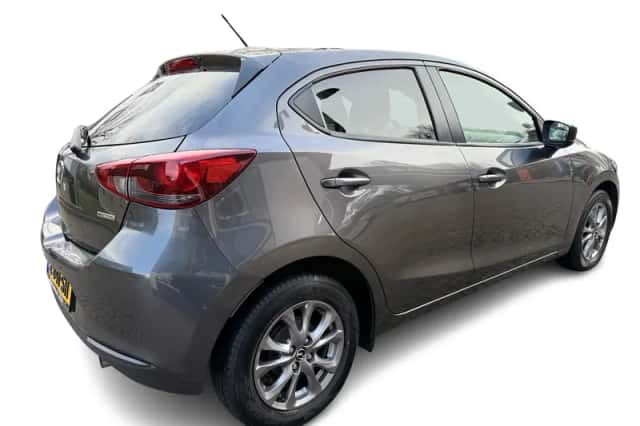 Mazda 2 (2021) thumbnail 6