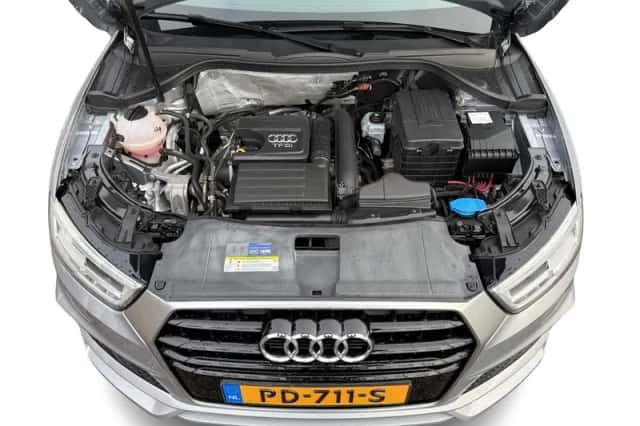 Audi Q3 (2017) thumbnail 14