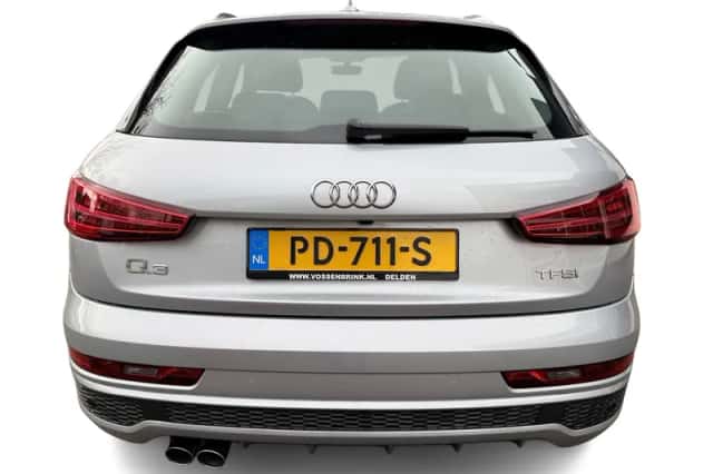 Audi Q3 (2017) thumbnail 5