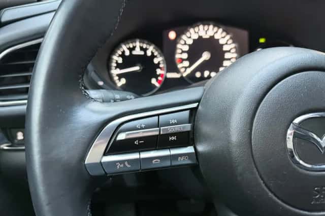 Mazda CX-30 (2022) thumbnail 24