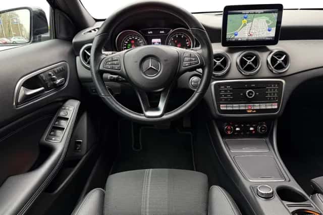 Mercedes-Benz GLA-Klasse (2018) thumbnail 22