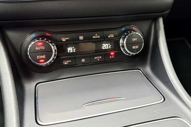 Mercedes-Benz GLA-Klasse (2018) thumbnail 37