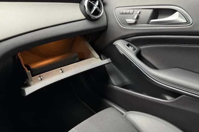 Mercedes-Benz GLA-Klasse (2018) thumbnail 41