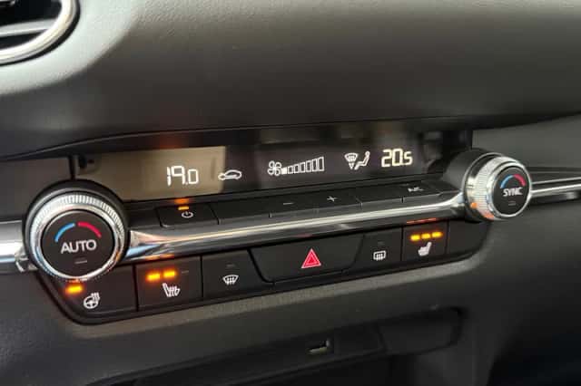 Mazda CX-30 (2021) thumbnail 36
