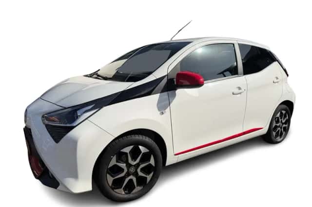 Toyota Aygo (2020) thumbnail 2