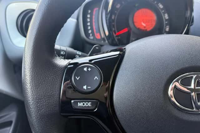 Toyota Aygo (2020) thumbnail 22