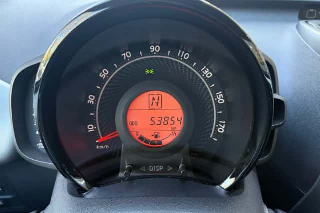 Toyota Aygo (2020) thumbnail 23