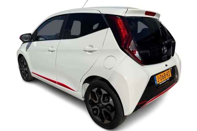 Toyota Aygo (2020) thumbnail 4