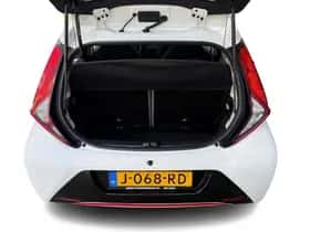 Toyota Aygo (2020) thumbnail 42