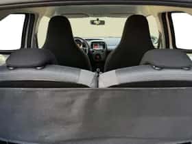 Toyota Aygo (2020) thumbnail 46