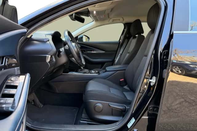 Mazda CX-30 (2021) thumbnail 16