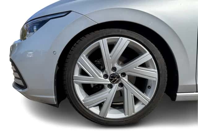 Volkswagen Golf (2022) thumbnail 15
