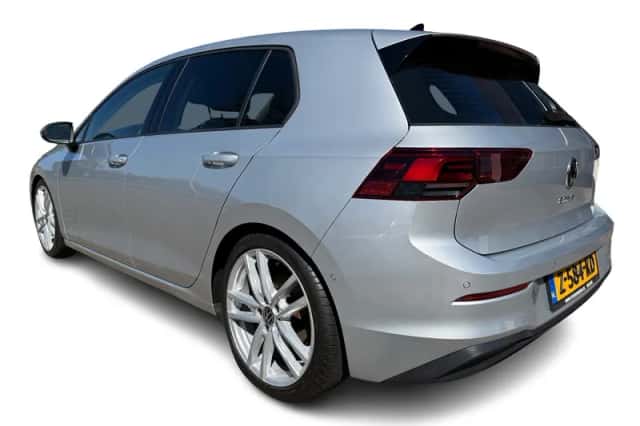 Volkswagen Golf (2022) thumbnail 19