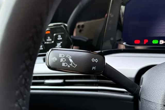 Volkswagen Golf (2022) thumbnail 28
