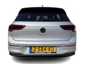 Volkswagen Golf (2022) thumbnail 5
