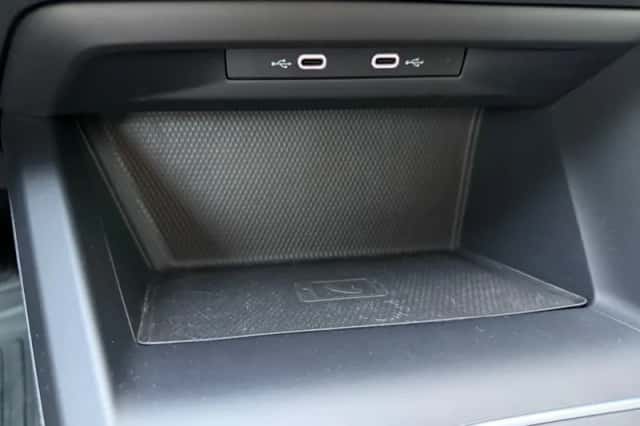 Volkswagen Golf (2022) thumbnail 45