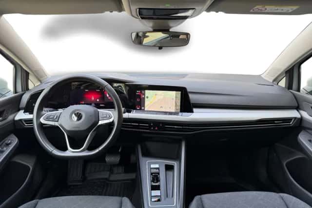 Volkswagen Golf (2022) thumbnail 9