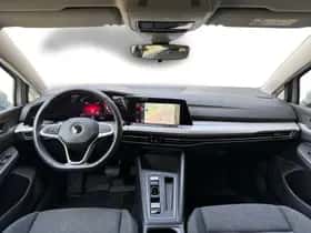 Volkswagen Golf (2022) thumbnail 9