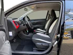 Peugeot 108 (2016) thumbnail 17