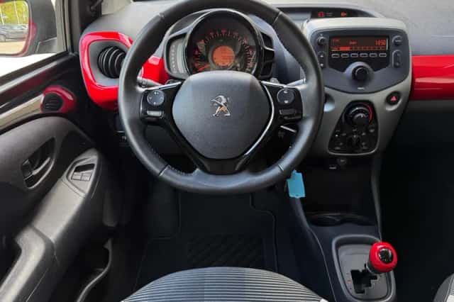 Peugeot 108 (2016) thumbnail 19