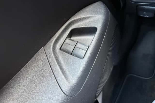 Peugeot 108 (2016) thumbnail 20