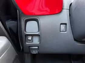Peugeot 108 (2016) thumbnail 21