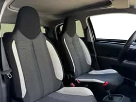 Peugeot 108 (2016) thumbnail 10