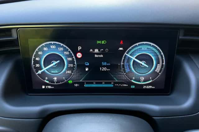 Hyundai Tucson (2024) thumbnail 32