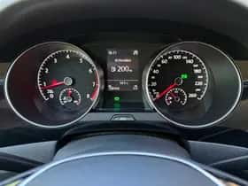 Volkswagen Golf (2015) thumbnail 24