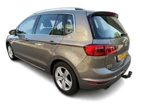 Volkswagen Golf (2015) thumbnail 4