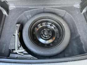 Volkswagen Golf (2015) thumbnail 52