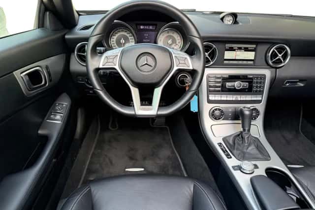 Mercedes-Benz SLK-Klasse (2015) thumbnail 24