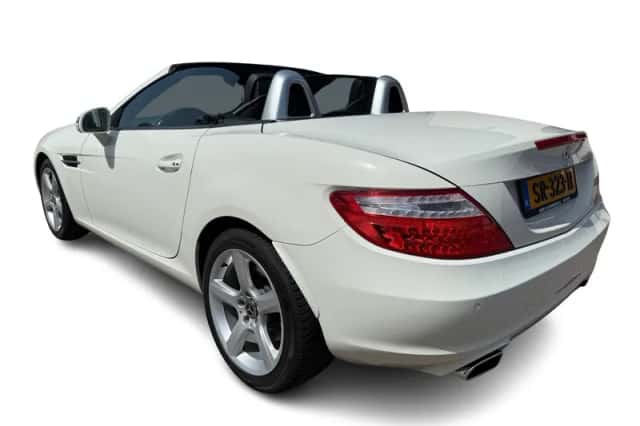 Mercedes-Benz SLK-Klasse (2015) thumbnail 4