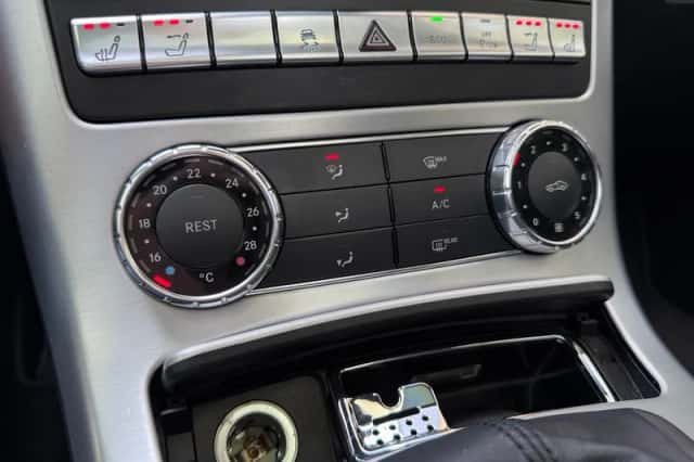 Mercedes-Benz SLK-Klasse (2015) thumbnail 35