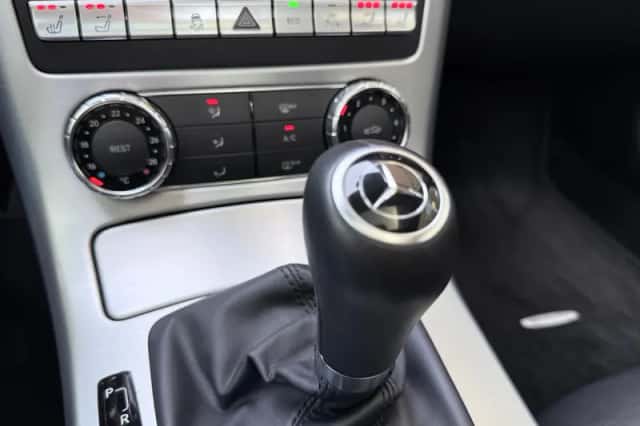 Mercedes-Benz SLK-Klasse (2015) thumbnail 36