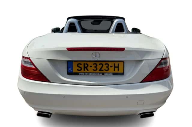 Mercedes-Benz SLK-Klasse (2015) thumbnail 5
