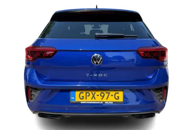 Volkswagen T-Roc (2023) thumbnail 5
