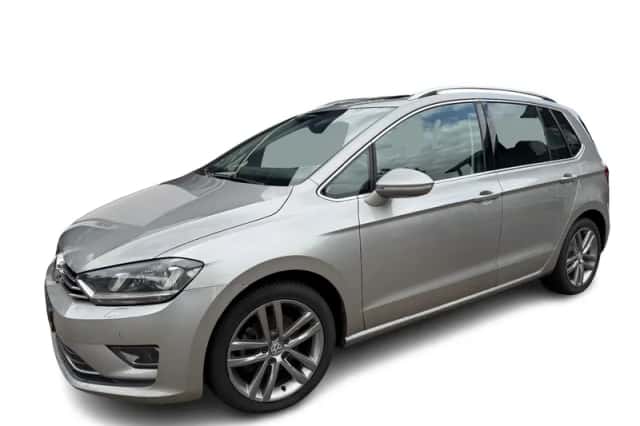 Volkswagen Golf (2017) thumbnail 2
