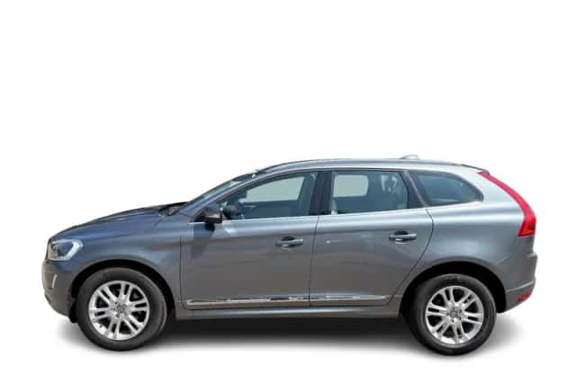 Volvo XC60 (2016) thumbnail 3