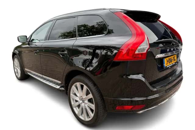 Volvo XC60 (2016) thumbnail 4