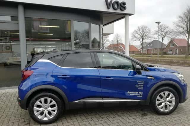 Renault Captur (2020) thumbnail 1