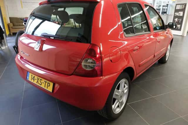 Renault Clio (2007) thumbnail 4