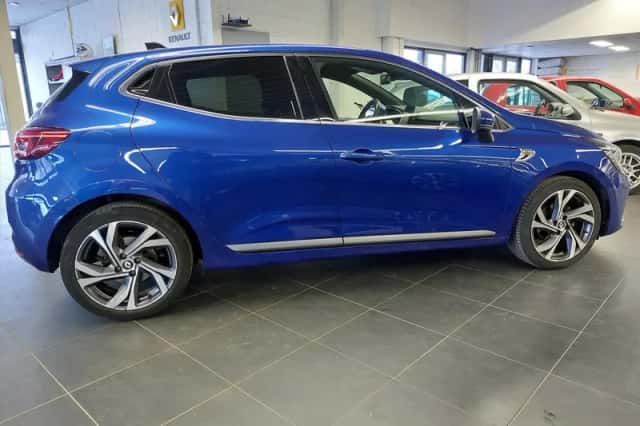 Renault Clio (2022) thumbnail 2