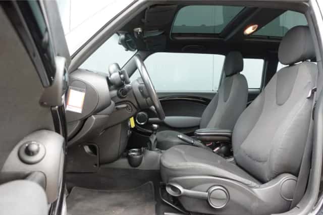 MINI Clubman (2011) thumbnail 6