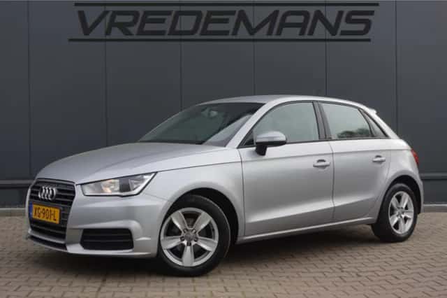 Audi A1 (2015) thumbnail 1