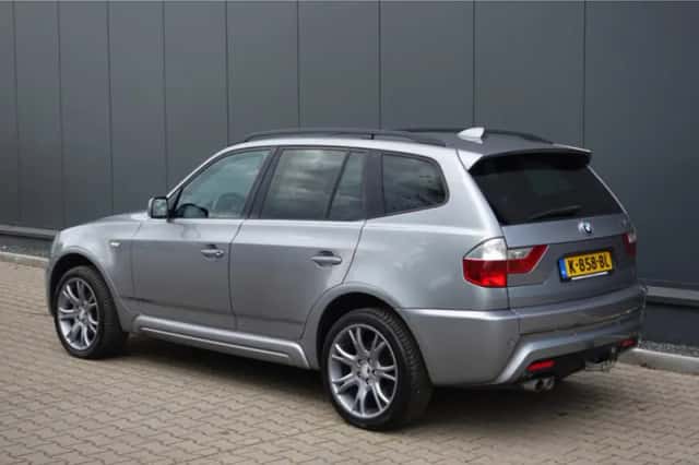 BMW X3 (2007) thumbnail 2